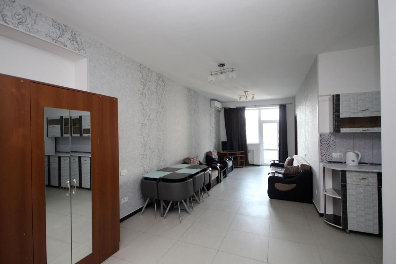 Apartments Emili 예레반 외부 사진
